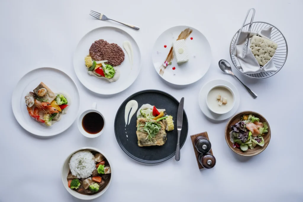 brand h2o dining 03.webp