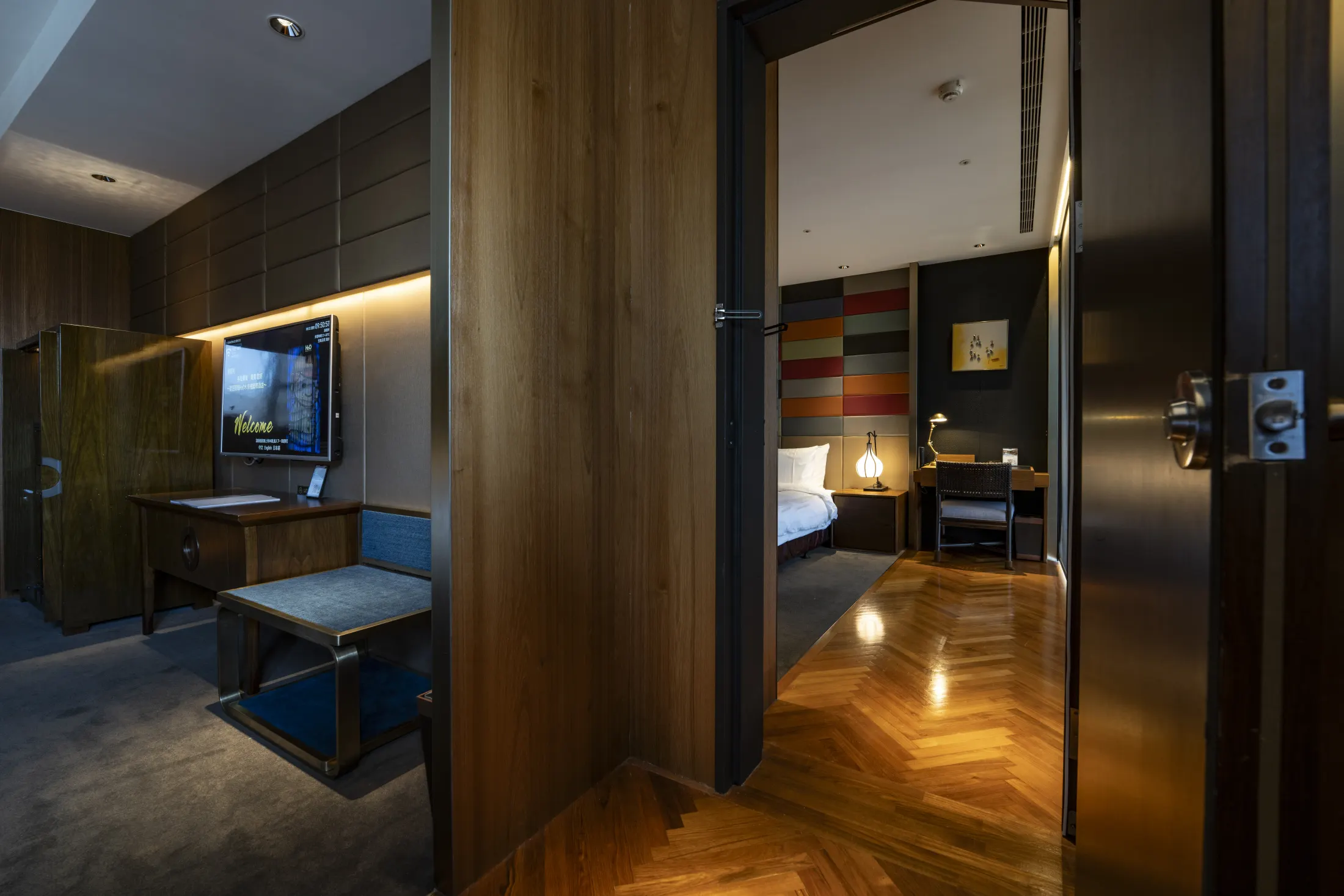 Brand H2o Room 01